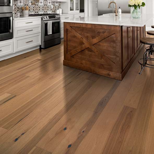 Hardwood flooring | Allied Flooring & Paint
