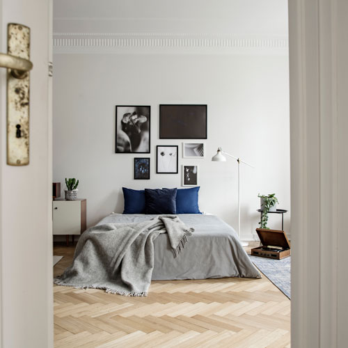 Bedroom Vinyl | Allied Flooring & Paint